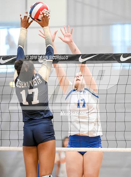 Thumbnail 3 in Desert Vista vs. Santa Margarita (NIKE Tournament of Champions) photogallery.