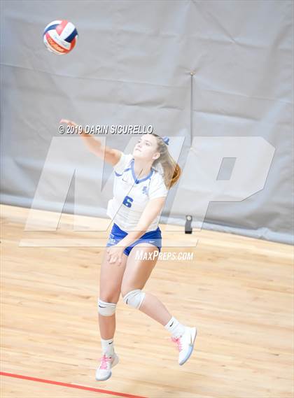 Thumbnail 2 in Desert Vista vs. Santa Margarita (NIKE Tournament of Champions) photogallery.