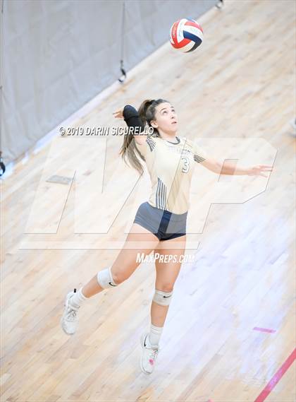 Thumbnail 3 in Desert Vista vs. Santa Margarita (NIKE Tournament of Champions) photogallery.