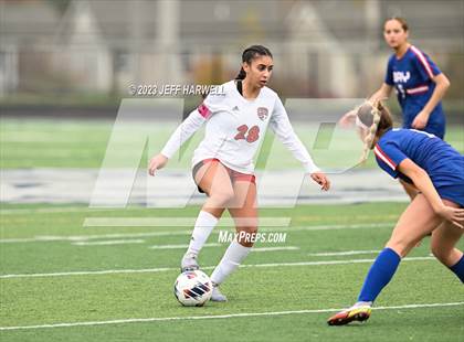 Thumbnail 2 in Canfield vs. Bay (OHSAA D2 Regional Final) photogallery.