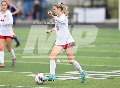 Thumbnail 3 in Canfield vs. Bay (OHSAA D2 Regional Final) photogallery.