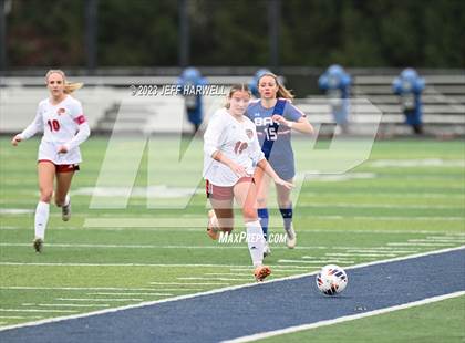Thumbnail 2 in Canfield vs. Bay (OHSAA D2 Regional Final) photogallery.