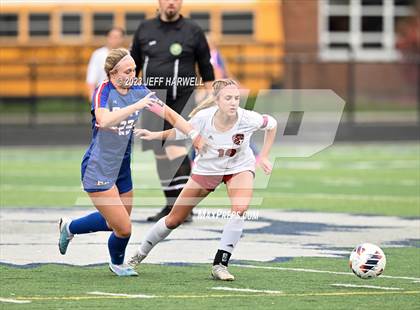 Thumbnail 3 in Canfield vs. Bay (OHSAA D2 Regional Final) photogallery.