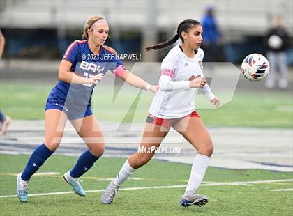 Thumbnail 3 in Canfield vs. Bay (OHSAA D2 Regional Final) photogallery.
