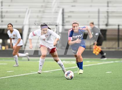 Thumbnail 3 in Canfield vs. Bay (OHSAA D2 Regional Final) photogallery.
