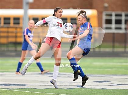 Thumbnail 3 in Canfield vs. Bay (OHSAA D2 Regional Final) photogallery.