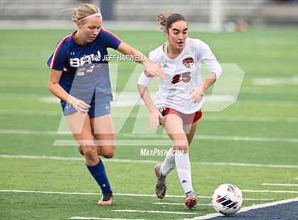Thumbnail 2 in Canfield vs. Bay (OHSAA D2 Regional Final) photogallery.