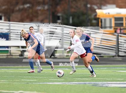 Thumbnail 2 in Canfield vs. Bay (OHSAA D2 Regional Final) photogallery.