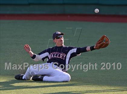 Thumbnail 2 in Central Valley vs. Chico (Shasta Lake Tournament) photogallery.