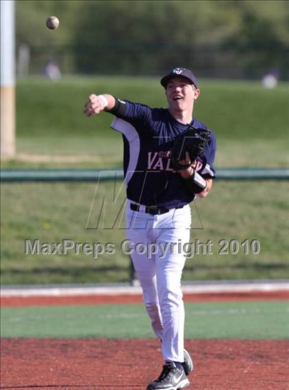 Thumbnail 3 in Central Valley vs. Chico (Shasta Lake Tournament) photogallery.