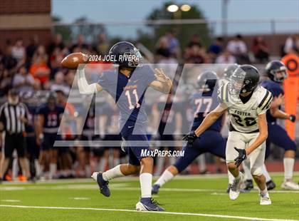 Thumbnail 3 in Foster @ Seven Lakes photogallery.