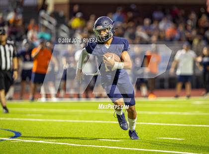 Thumbnail 2 in Foster @ Seven Lakes photogallery.