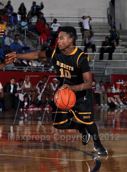 Thumbnail 2 in Wilson vs. Scotlandville (Thanksgiving Hoopfest) photogallery.