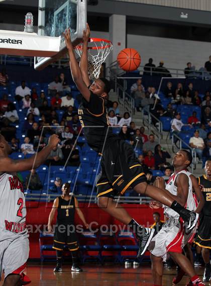 Thumbnail 1 in Wilson vs. Scotlandville (Thanksgiving Hoopfest) photogallery.