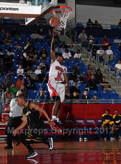 Thumbnail 2 in Wilson vs. Scotlandville (Thanksgiving Hoopfest) photogallery.