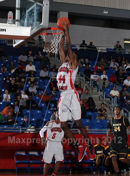 Thumbnail 3 in Wilson vs. Scotlandville (Thanksgiving Hoopfest) photogallery.