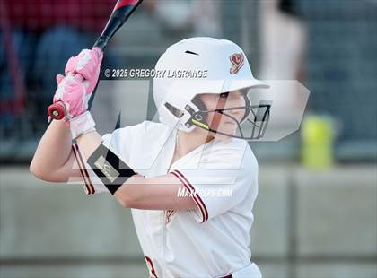 Thumbnail 2 in Bell vs Keller Central photogallery.