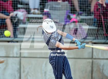 Thumbnail 1 in Bell vs Keller Central photogallery.