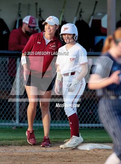 Thumbnail 1 in Bell vs Keller Central photogallery.