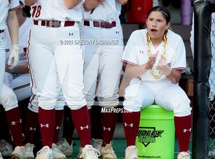Thumbnail 3 in Bell vs Keller Central photogallery.