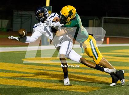 Thumbnail 3 in Higley @ Moorpark photogallery.