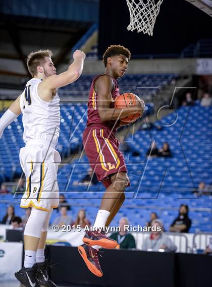 Thumbnail 2 in Lakeside vs. Bellevue (WIAA 3A Playoff) photogallery.