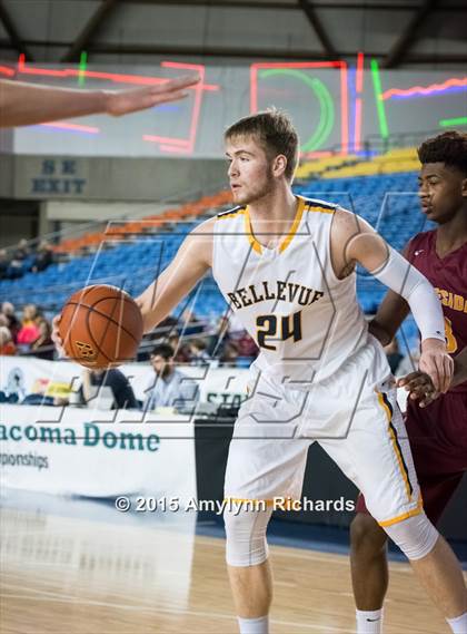Thumbnail 1 in Lakeside vs. Bellevue (WIAA 3A Playoff) photogallery.