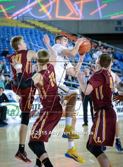 Thumbnail 1 in Lakeside vs. Bellevue (WIAA 3A Playoff) photogallery.