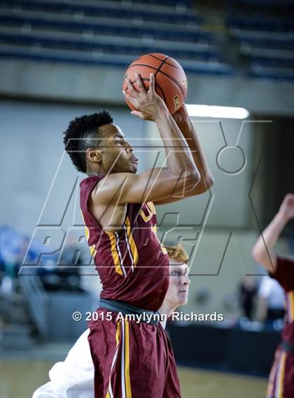Thumbnail 2 in Lakeside vs. Bellevue (WIAA 3A Playoff) photogallery.