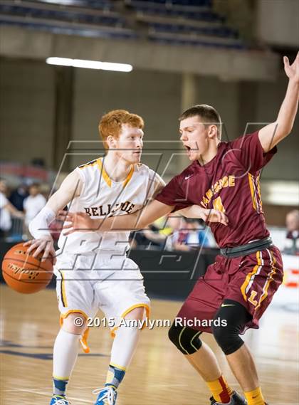 Thumbnail 1 in Lakeside vs. Bellevue (WIAA 3A Playoff) photogallery.
