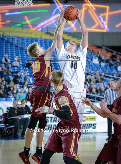 Thumbnail 3 in Lakeside vs. Bellevue (WIAA 3A Playoff) photogallery.
