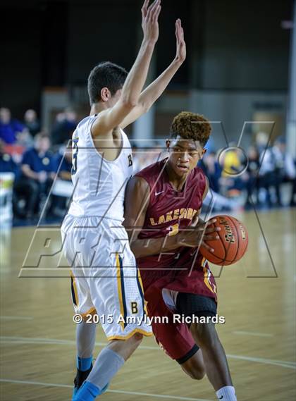 Thumbnail 2 in Lakeside vs. Bellevue (WIAA 3A Playoff) photogallery.