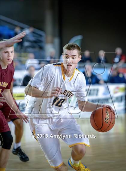 Thumbnail 3 in Lakeside vs. Bellevue (WIAA 3A Playoff) photogallery.