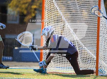 Thumbnail 2 in Port Huron United @ Grosse Pointe South photogallery.