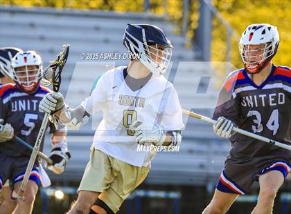 Thumbnail 2 in Port Huron United @ Grosse Pointe South photogallery.