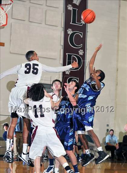 Thumbnail 3 in York Christian vs. Lancaster Country Day photogallery.