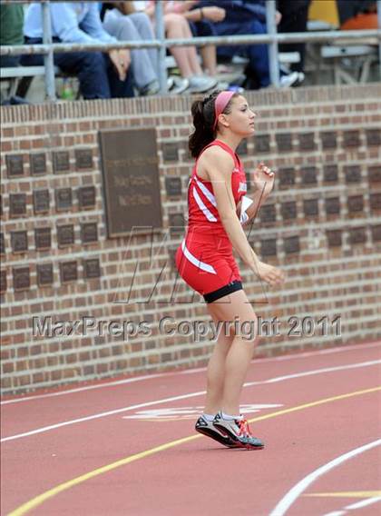 Thumbnail 1 in 117th Penn Relays (Girls 4x100 Large Schools heats 1-11) photogallery.