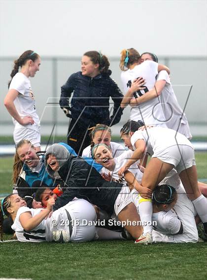 Thumbnail 1 in Menlo School vs. Sacred Heart Prep (CIF CCS D1 Final)  photogallery.
