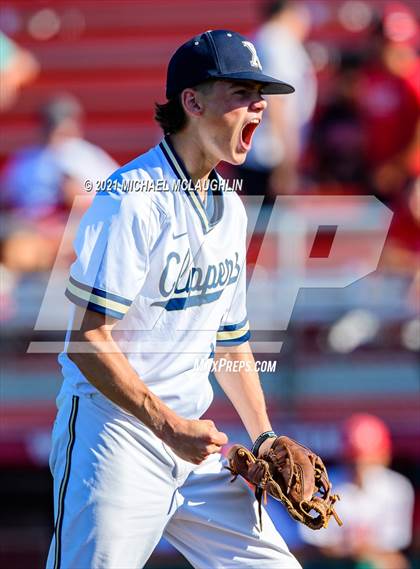 Thumbnail 1 in Xaverian vs. Monsignor McClancy (CHSAA BQ Final Game 2) photogallery.