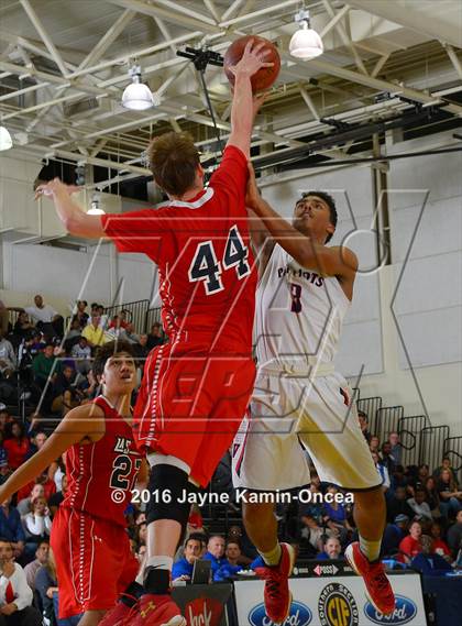 Thumbnail 3 in La Salle vs. Viewpoint (CIF SS D3A Final) photogallery.