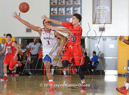 Thumbnail 2 in La Salle vs. Viewpoint (CIF SS D3A Final) photogallery.