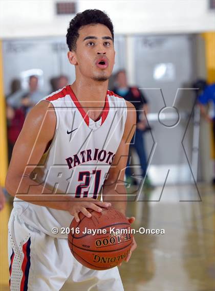 Thumbnail 1 in La Salle vs. Viewpoint (CIF SS D3A Final) photogallery.