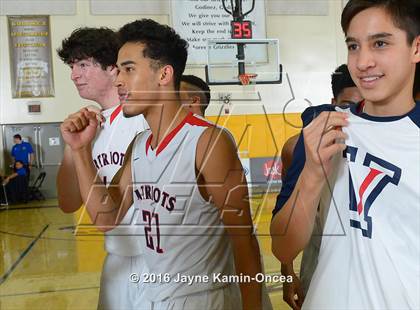 Thumbnail 2 in La Salle vs. Viewpoint (CIF SS D3A Final) photogallery.
