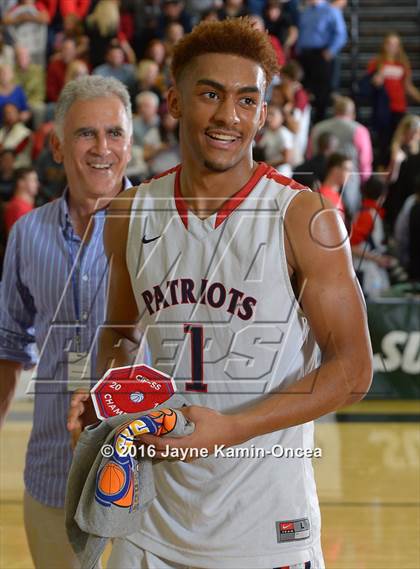 Thumbnail 1 in La Salle vs. Viewpoint (CIF SS D3A Final) photogallery.