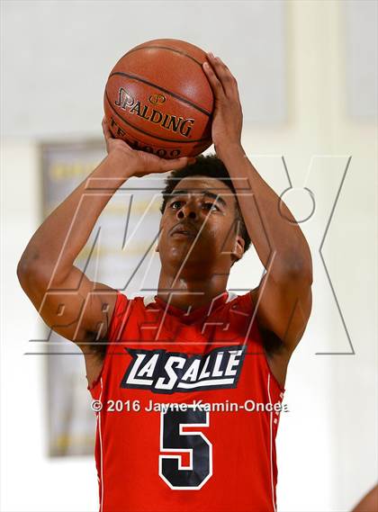 Thumbnail 2 in La Salle vs. Viewpoint (CIF SS D3A Final) photogallery.