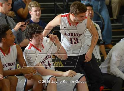 Thumbnail 2 in La Salle vs. Viewpoint (CIF SS D3A Final) photogallery.