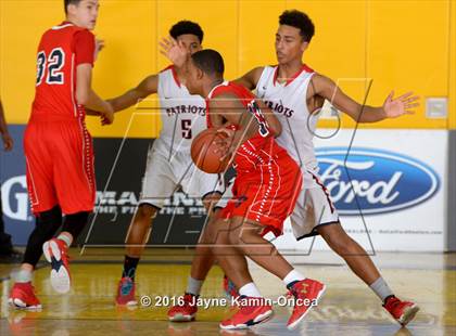 Thumbnail 3 in La Salle vs. Viewpoint (CIF SS D3A Final) photogallery.