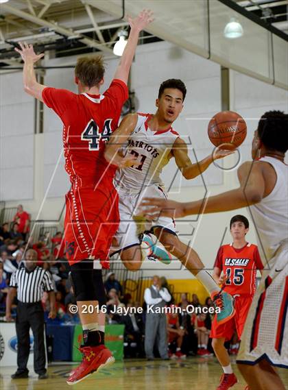 Thumbnail 3 in La Salle vs. Viewpoint (CIF SS D3A Final) photogallery.