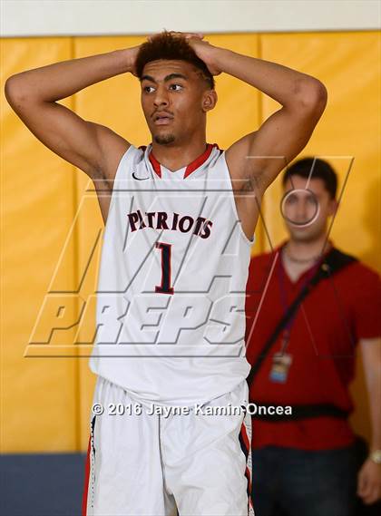 Thumbnail 1 in La Salle vs. Viewpoint (CIF SS D3A Final) photogallery.