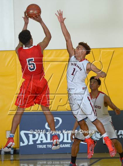 Thumbnail 2 in La Salle vs. Viewpoint (CIF SS D3A Final) photogallery.